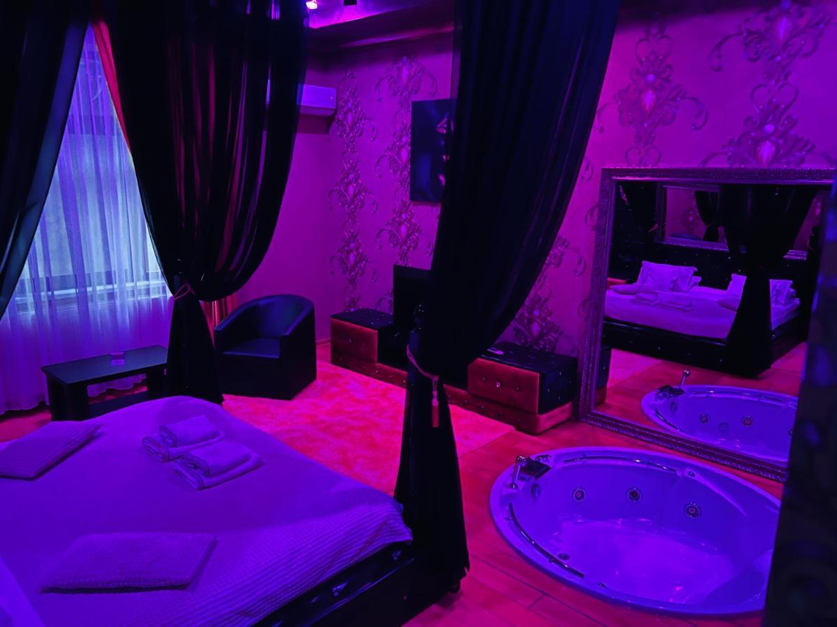 Cetate Residence 布拉索夫 外观 照片