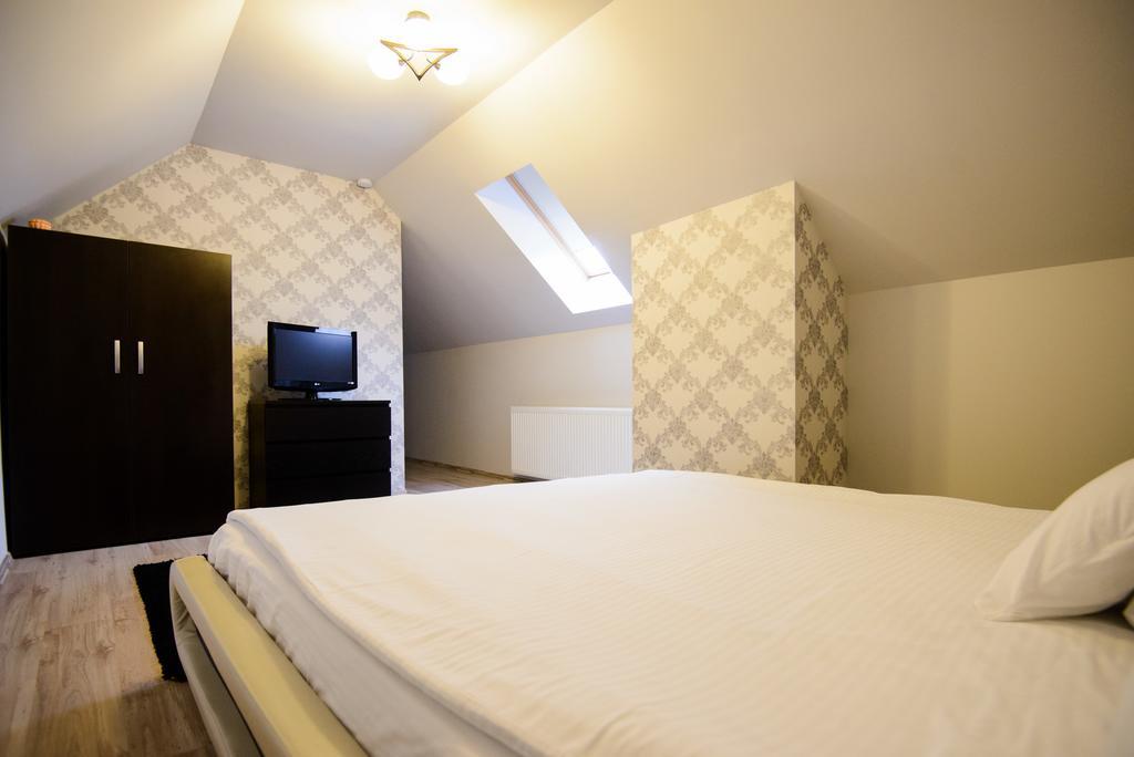 Cetate Residence 布拉索夫 外观 照片