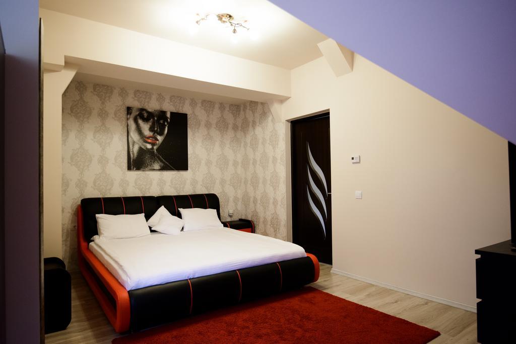 Cetate Residence 布拉索夫 外观 照片
